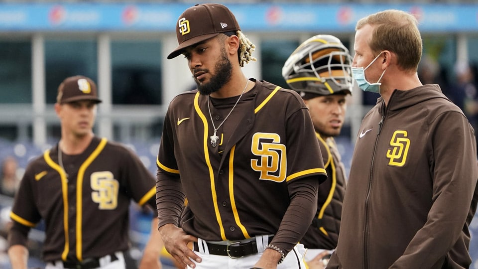 San Diego Padres star Fernando Tatis Jr. left a spring training game on Tuesday with shoulder discomfort, though the team isn't worried.