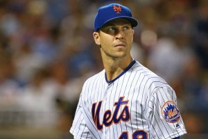 Jacob deGrom Cruises After Shaky Start