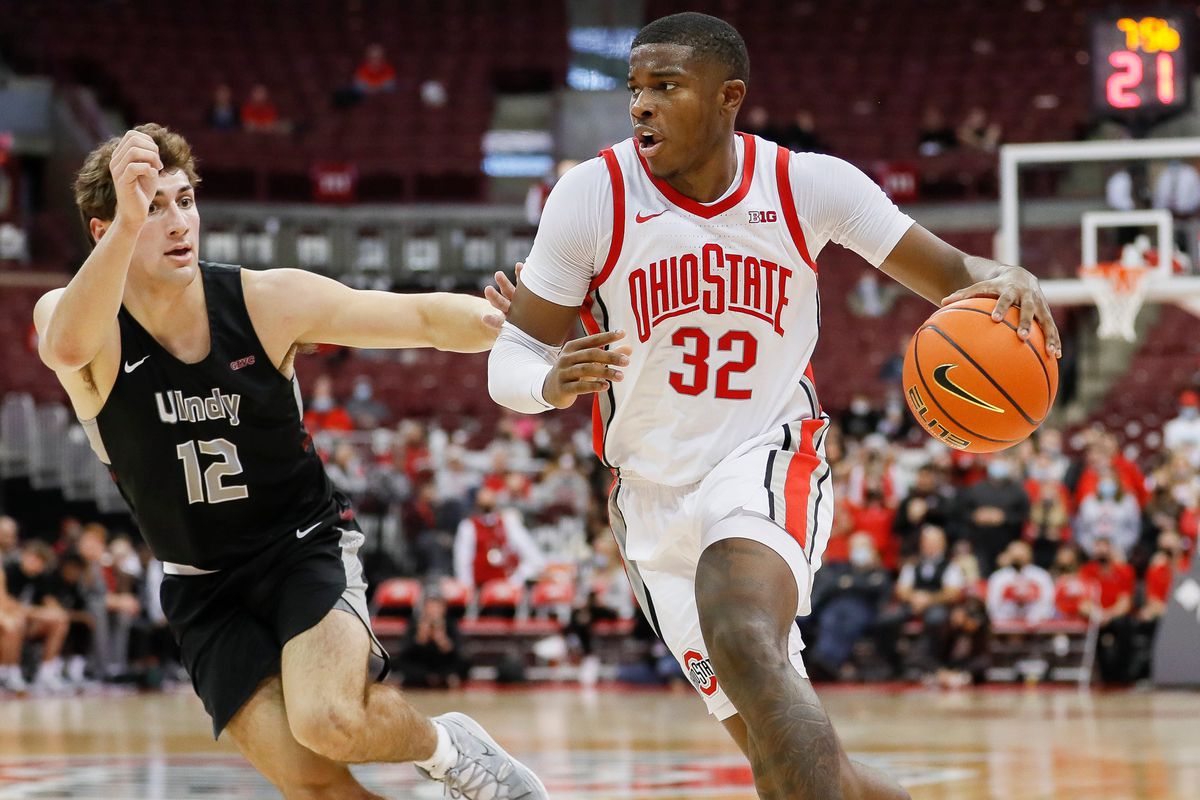 OHIO STATE BUCKEYES AT ILLINOIS FIGHTING ILLINI BETTING PREVIEW