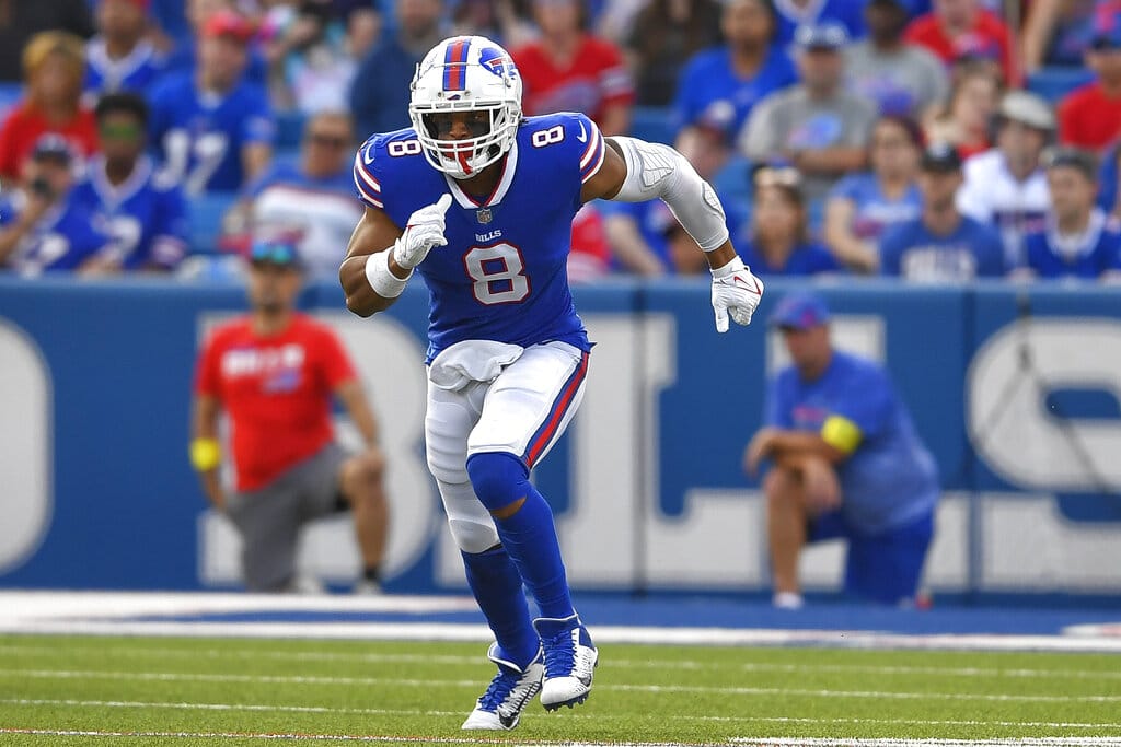 Media by Associated Press - Buffalo Bills tight end O.J. Howard runs on the field during the second half of a preseason NFL football game against the Indianapolis Colts in Orchard Park, N.Y., Saturday, Aug. 13, 2022. (AP Photo/Adrian Kraus)