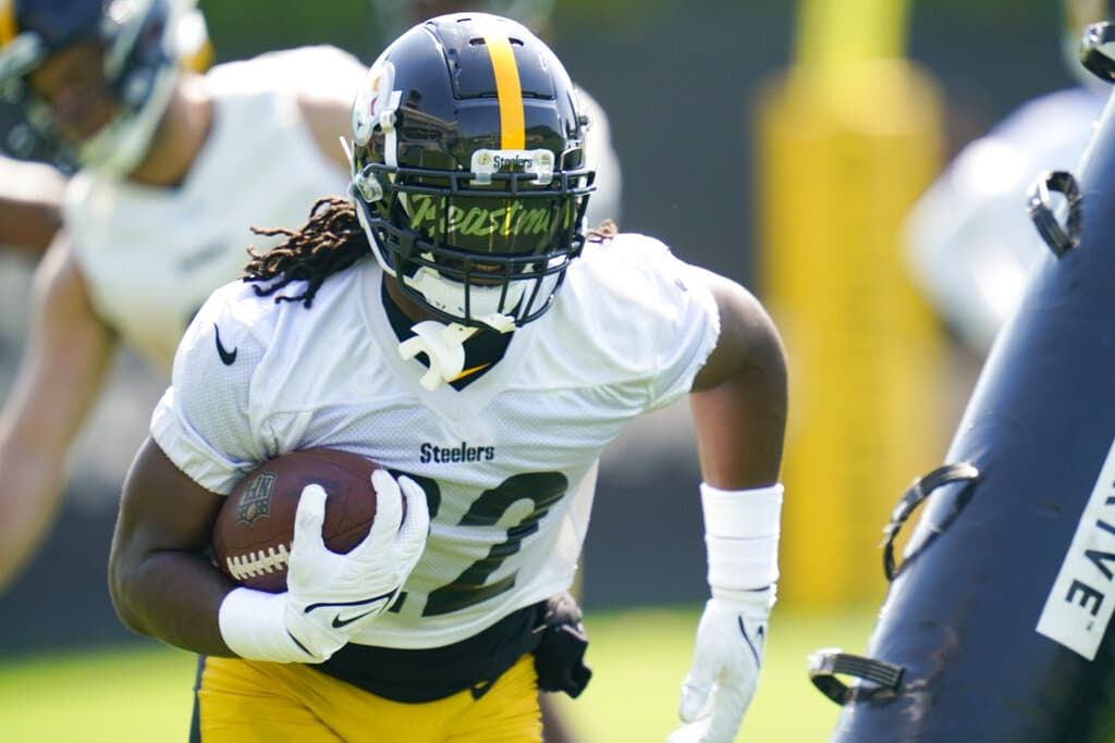 Media by Associated Press - Pittsburgh Steelers running back Najee Harris goes through drills during an NFL football practice, Tuesday, May 31, 2022, in Pittsburgh. (AP Photo/Keith Srakocic)